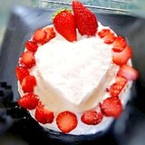 いちごのハートケーキ